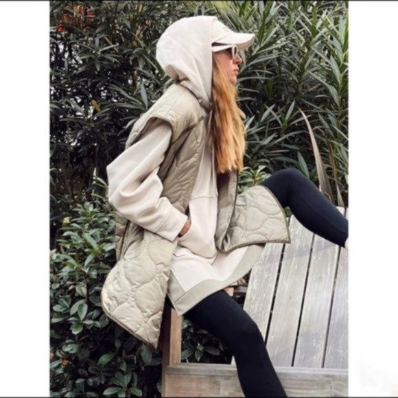 NWT H&M Limited Edition Water-repeIIent Vest sz XS/S - Picture 4 of 11